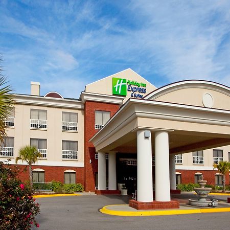 Holiday Inn Express & Suites Quincy I-10, An Ihg Hotel Exterior photo